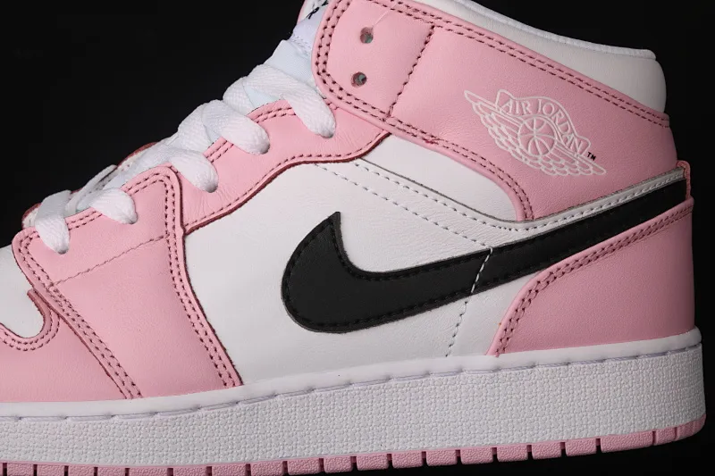 All categories Air Jordan Jordan series basketball shoes Air Jordan 1 Mid Air Jordan 1 Mid SE AJ1 Joe 1 white pink black hook Zhongbang basketball shoes BQ6472-500